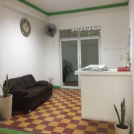 Hostal La Concordia Сьюдад-Вальес Экстерьер фото